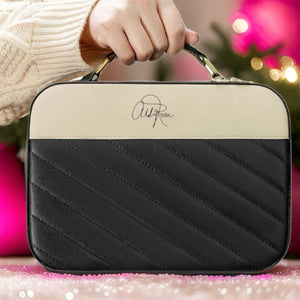 
                  
                    (SPECIAL OFFER) makeup case
                  
                